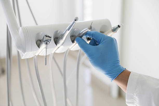 Professional Tooth Extraction technician working in Adwolf, VA